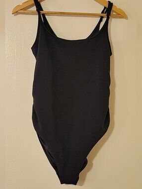 ❤️ 3/$15! Maternity Old Navy Black Textured One-Piece Swimsuit